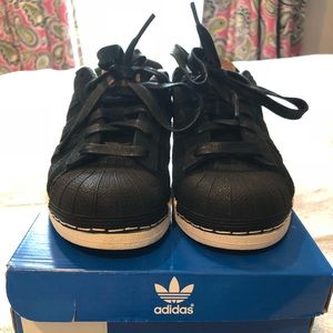 Adidas Superstar